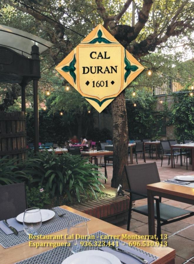 Cal Duran Bed and Breakfast Esparreguera Buitenkant foto