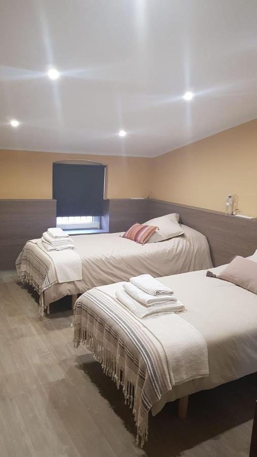 Cal Duran Bed and Breakfast Esparreguera Buitenkant foto