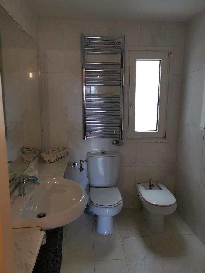 Cal Duran Bed and Breakfast Esparreguera Buitenkant foto