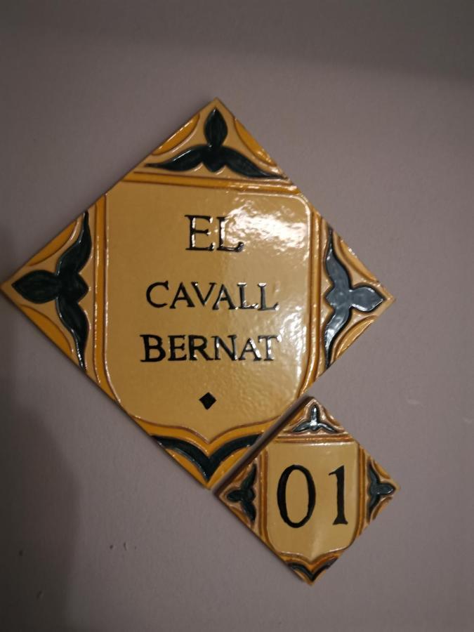 Cal Duran Bed and Breakfast Esparreguera Buitenkant foto